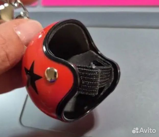 Брелок мотоциклетный шлем новый