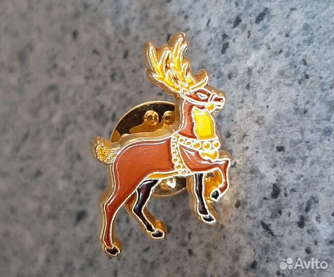 Значок олень, волк fifa забивака