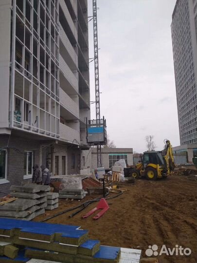 Аренда фасадного подъемника