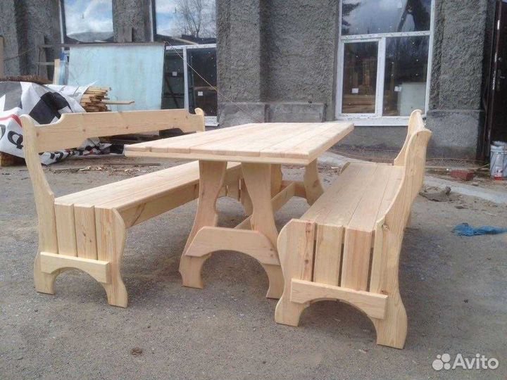 Мебель из дерева