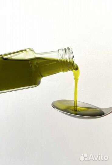 Настоящее конопляное масло сыродавленное