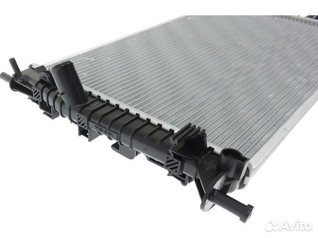 Радиатор Focus C-Max 3 (Axela)