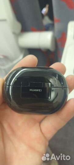 Продам кейс от huawei FreeBudsPro