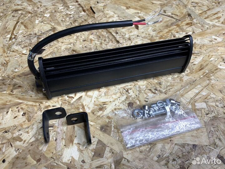 Жёлтая LED фара ближнего света 18W