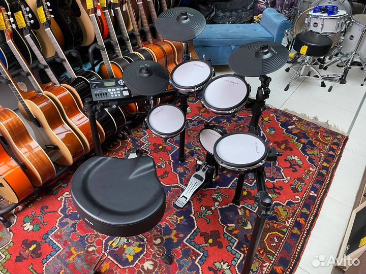 Электронная ударная установка со стулом