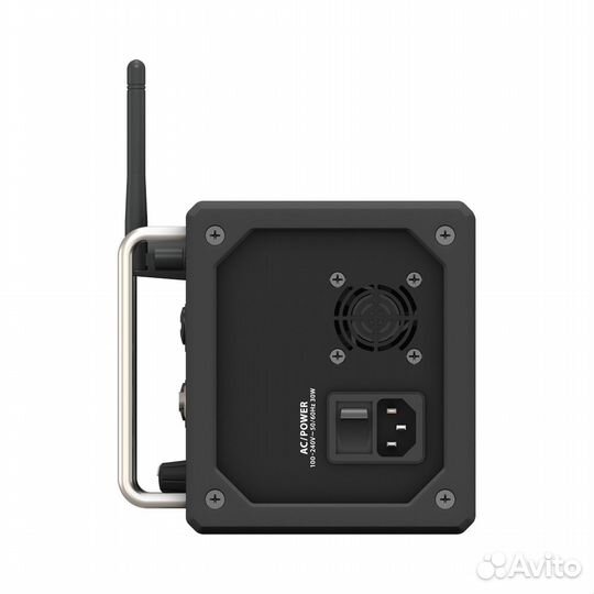 Behringer XR18 - цифровой рэковый микшер новый