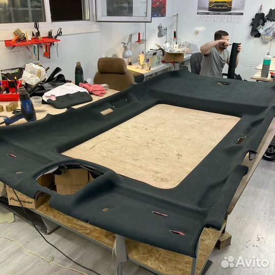 Перетяжка потолка автомобиля