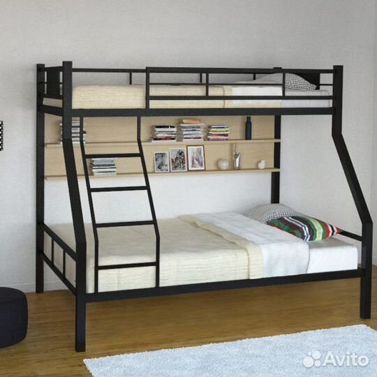 Двухъярусная металлическая кровать