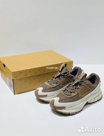 Кроссовки Nike Air Zoom Vomero