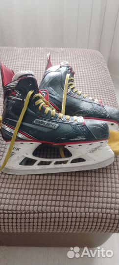 Коньки хоккейные