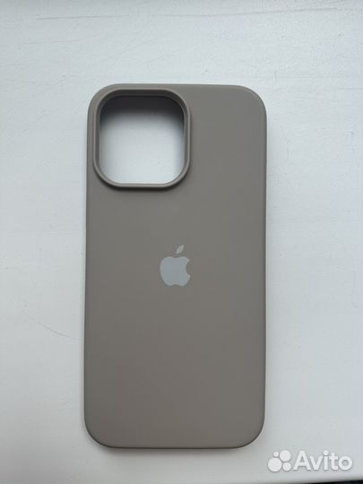 Чехлы на iPhone 14 pro max