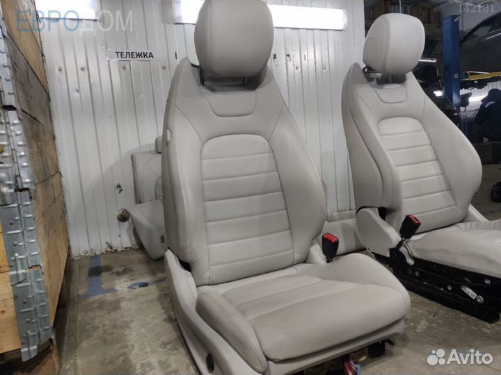 Сиденья на mercedes W205 s1140350