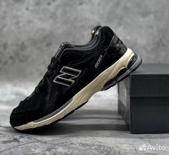 Кроссовки мужские new balance