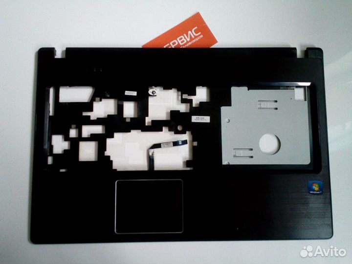 Верхняя часть корпуса ноутбука Lenovo G570