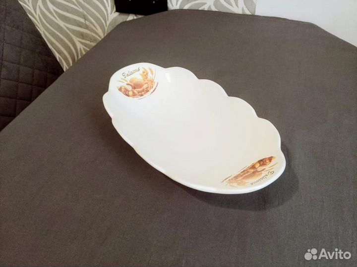 Керамическое блюдо для хлеба