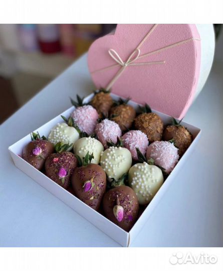 Подарочный набор клубника в шоколаде