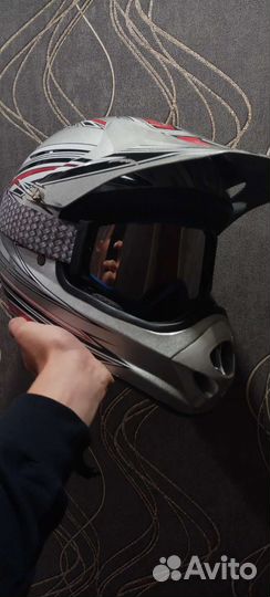 Мото шлем кроссовый