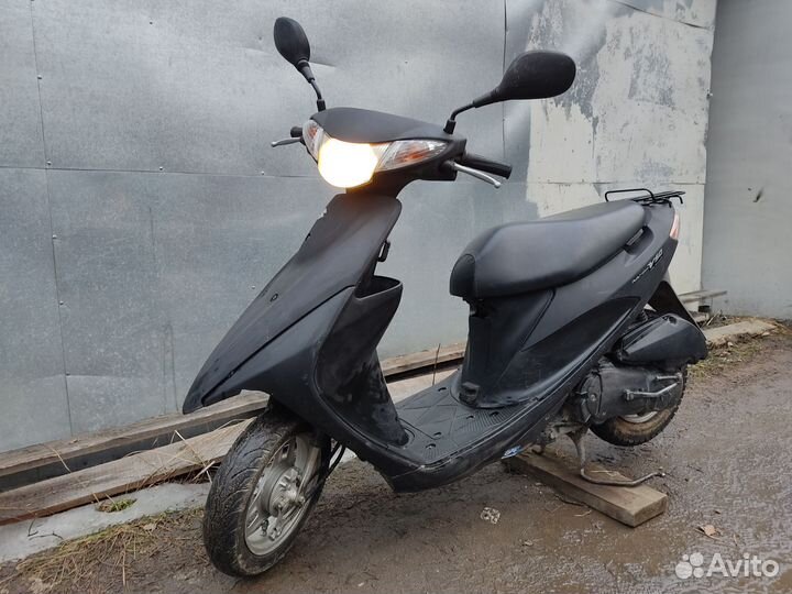 Suzuki address v50