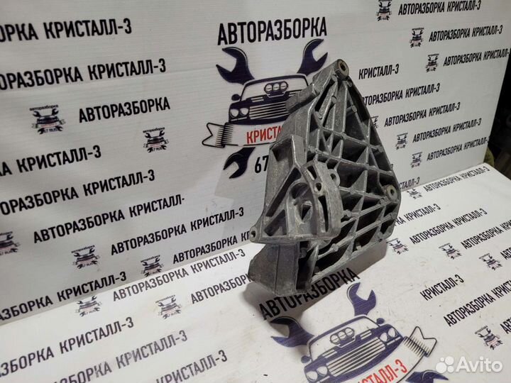 Кронштейн кондиционера vw passat b5+ / audi a4 b6