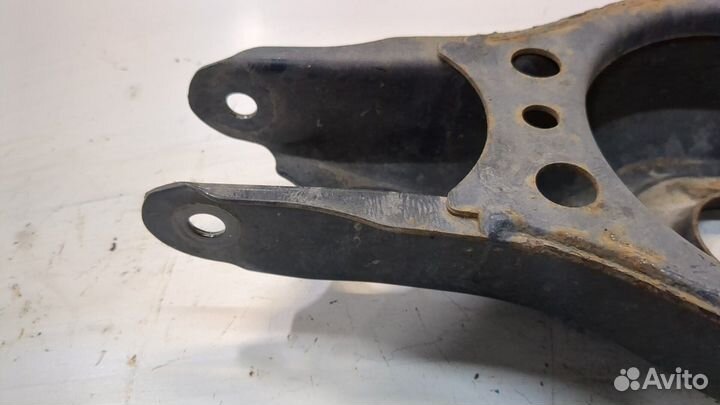 Рычаг подвески левый задний Toyota Corolla E210 2018