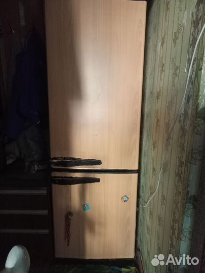Продам холодильник рабочий бу