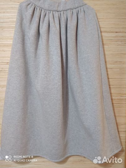 Костюм- юбка и кофта,утепленные женские,42-44