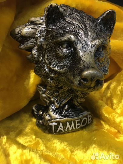 Статуэтка голова волка