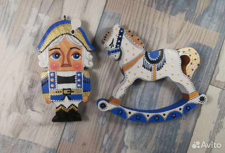 Ёлочные игрушки из дерева с росписью ручной работы