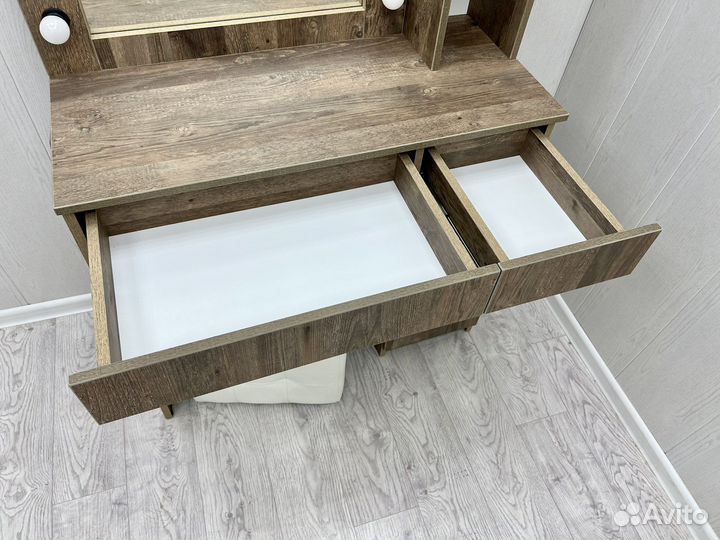 Гримерное зеркало