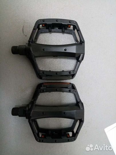 Педали для велосипеда