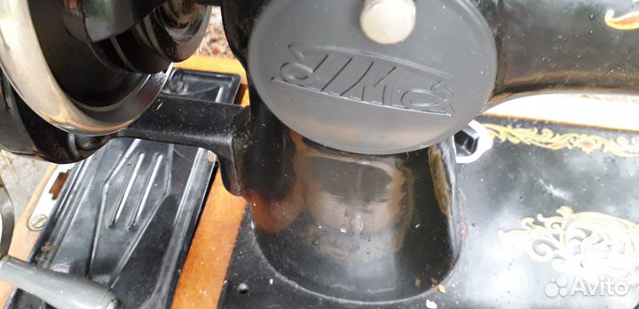 Швейная машинка