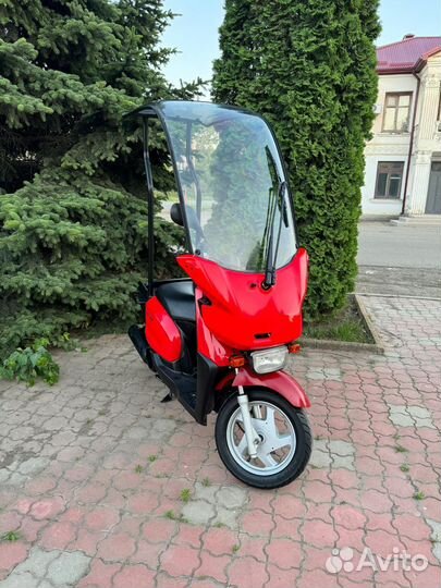 Yamaha Gear UA07J красный с крышей