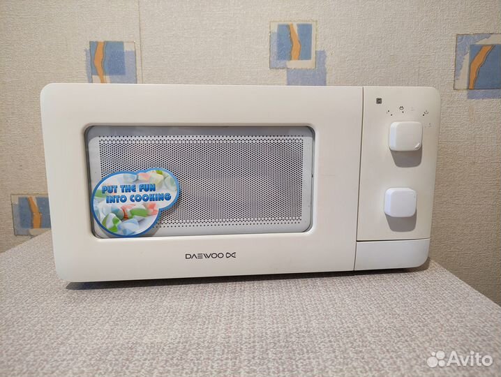 Микроволновая печь Daewoo KOR-5A07W