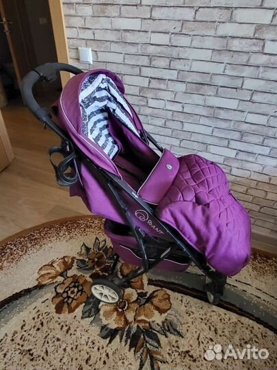 Прогулочная коляска