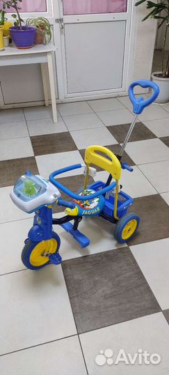 Детский трёхколёсный велосипед