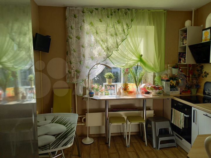 2-к. квартира, 58 м², 3/5 эт.