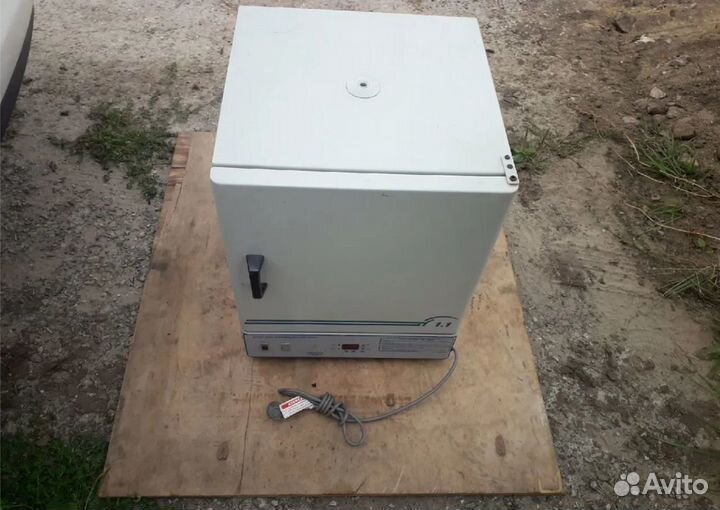 Шкаф сушильный новый