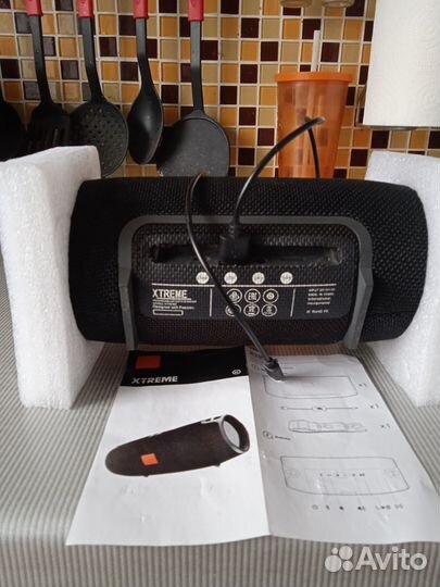 Блютуз колонка