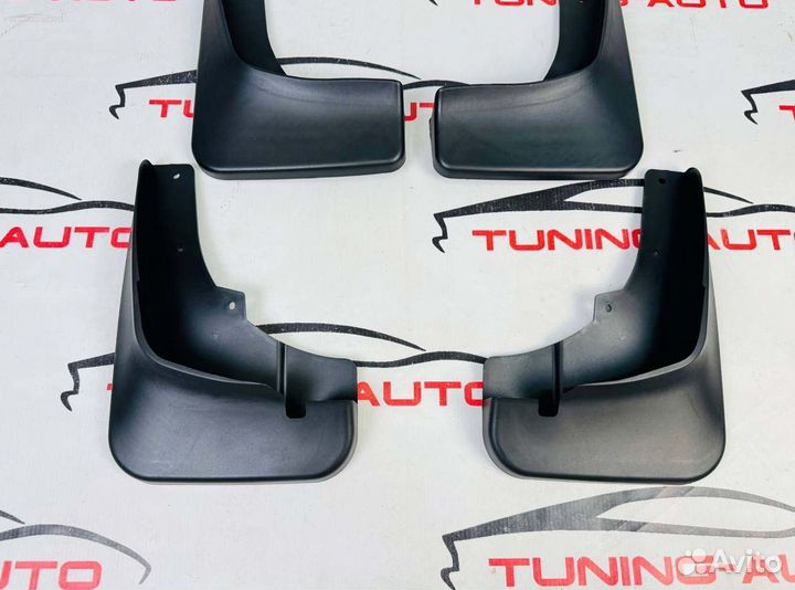 Брызговики Lexus LX 570 200