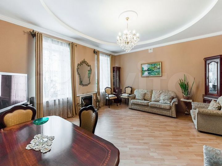 4-к. квартира, 120 м², 2/4 эт.