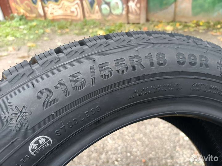 Triangle PL01 215/55 R18 99R