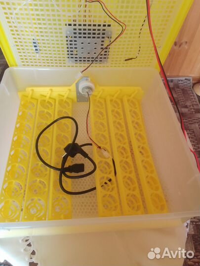 Продам инкубатор