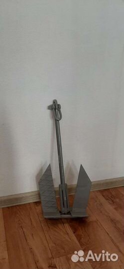 Якорь для лодки