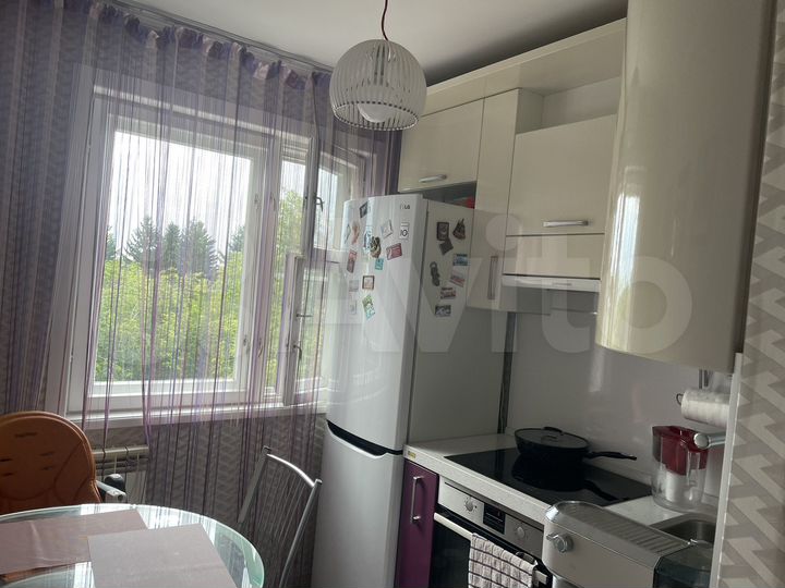 3-к. квартира, 61 м², 5/5 эт.