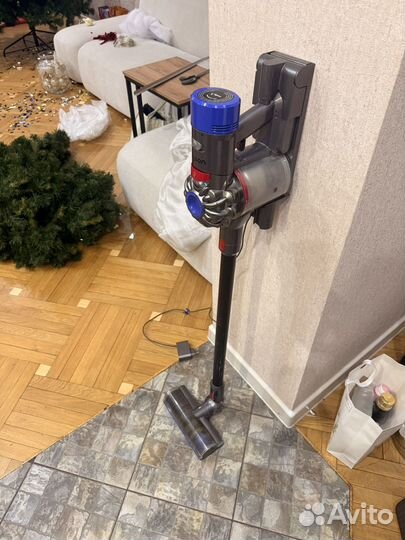 Пылесос dyson v8 бу