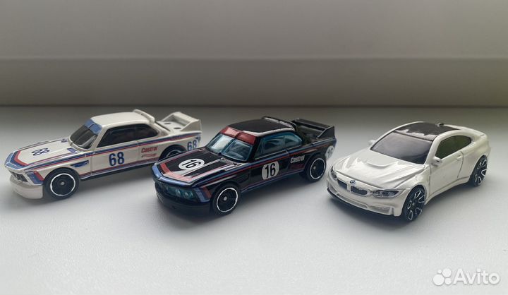 Машинки Hot wheels BMW 3,0 csl, M4