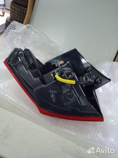 Фонарь задний правый Peugeot 4008 2012-2017