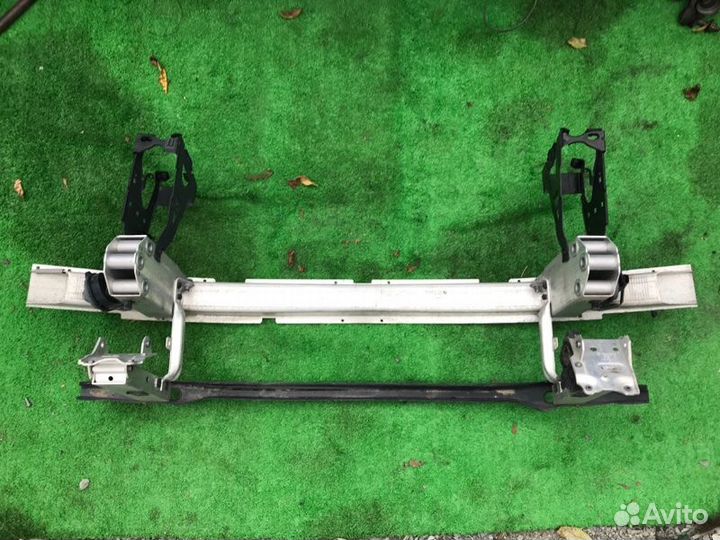 Ноускат передний Bmw 5-Series F10 2010