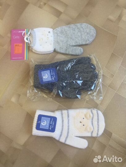 Варежки и перчатки. Новые