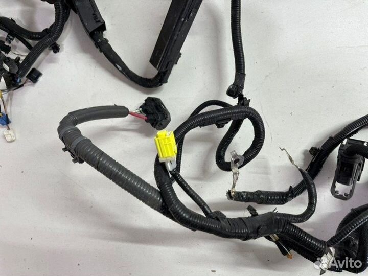 Корпус блока предохранителей передний левый Toyota